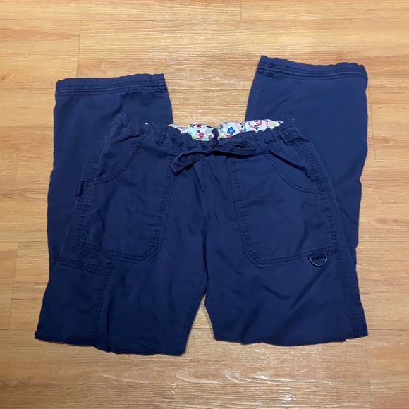 Women’s navy Koi scrub pants